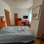 Szálloda Cici Monteurunterkuenfte Oestertal 3*