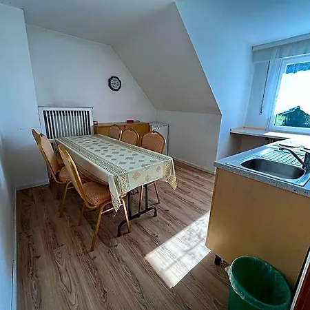 Cici Monteurunterkuenfte Oestertal Szálloda 3*