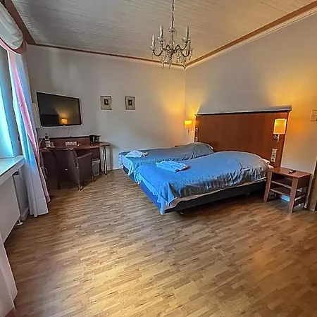 Szálloda Cici Monteurunterkuenfte Oestertal
